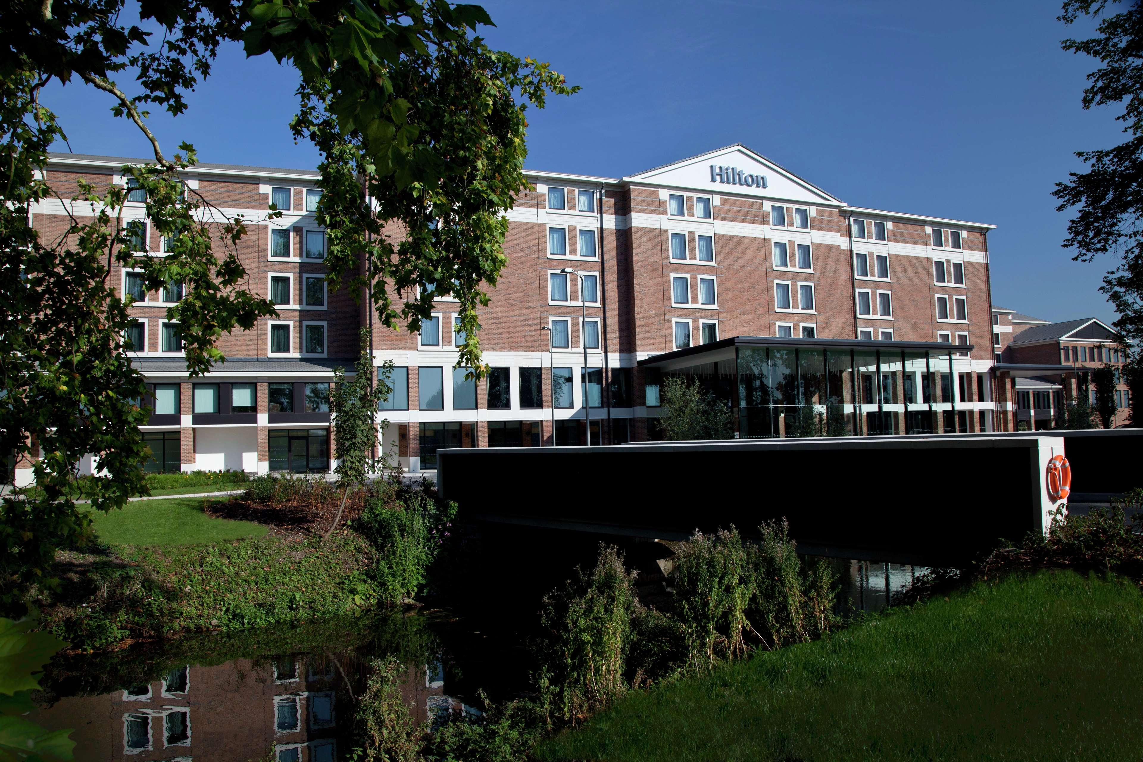 Hilton London Heathrow Airport Terminal 5 Ξενοδοχείο Χίλινγκτον Εξωτερικό φωτογραφία